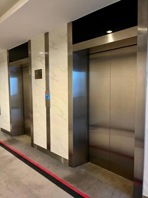 Hotel #221 M101 Dang Wangi Klcc View Pool By Livin Kuala Lumpur Exterior foto